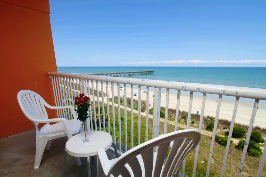 Отель Bar Harbor On The Oceanfront Миртл-Бич Экстерьер фото